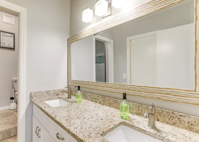 Walk To Dining Beachfront Indian Shores *